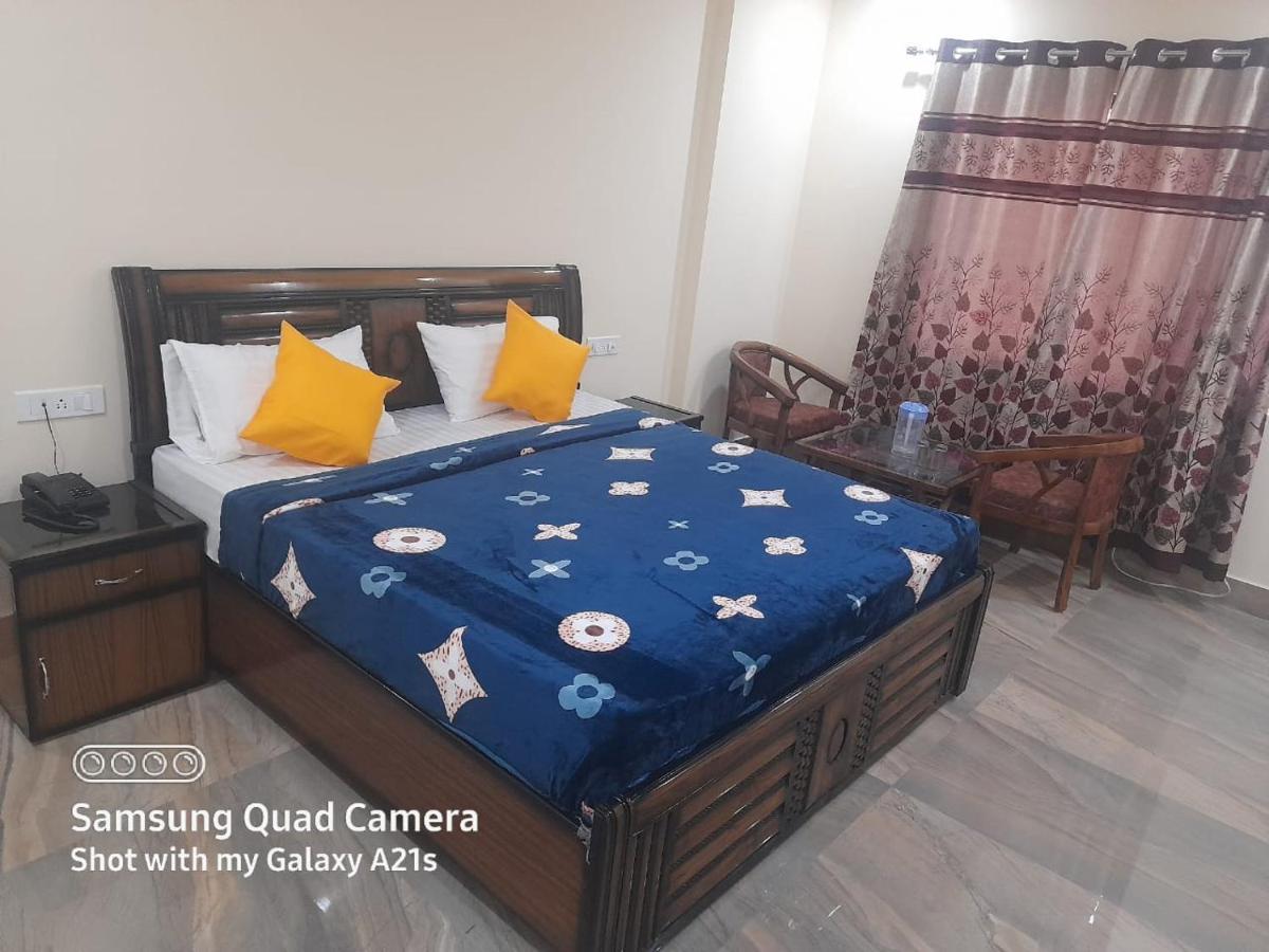 הרידוואר Hotel The Ganga Castle מראה חיצוני תמונה